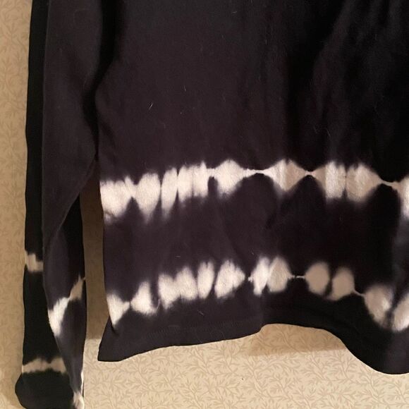 Wild Fable top  - Picture 2 of 5